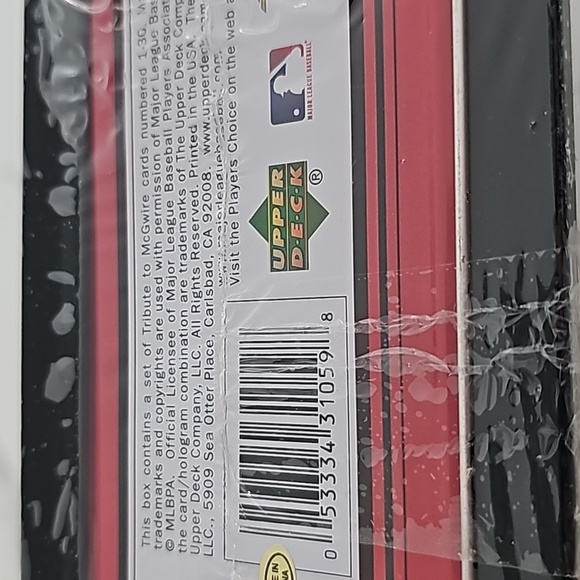 Upper Deck lunch box tribute to McGwire - Picture 2 of 3